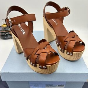 Women's Prada wooden heel platform, leather sandals, size 38 made in Italy